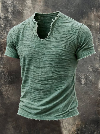 T-Shirt Masculina Retro em Algodão Linho com Borda Desfiada, Decote em V Especial e Manga Curta