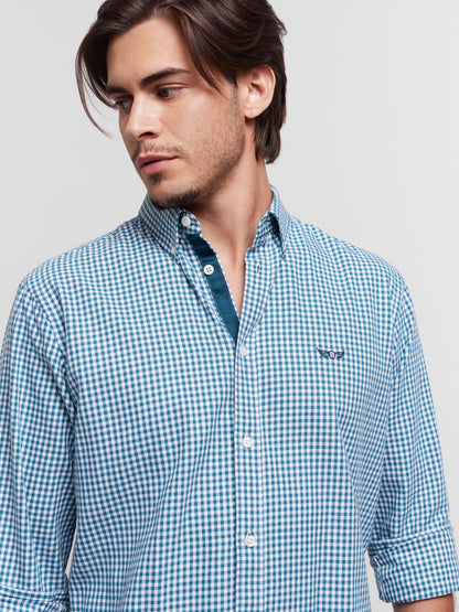 Camisa de manga azul de corte regular