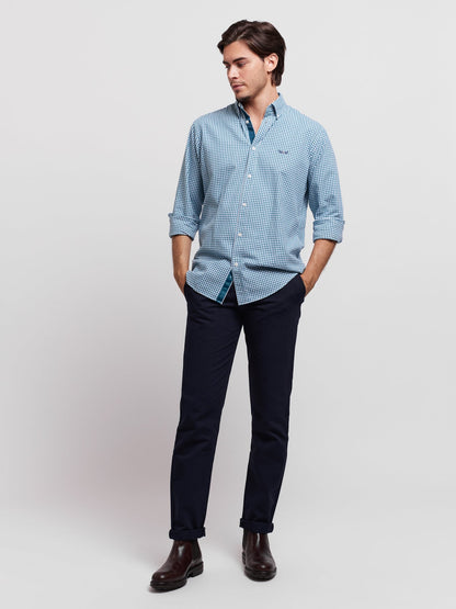 Camisa de manga azul de corte regular