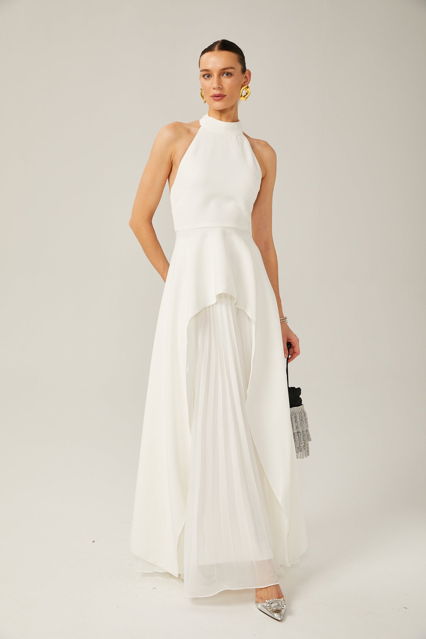 Vestido longo em camadas com alças halter