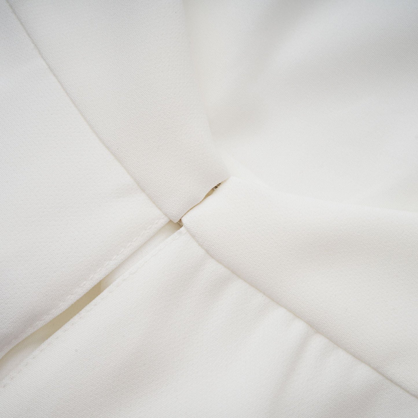 Vestido longo em camadas com alças halter
