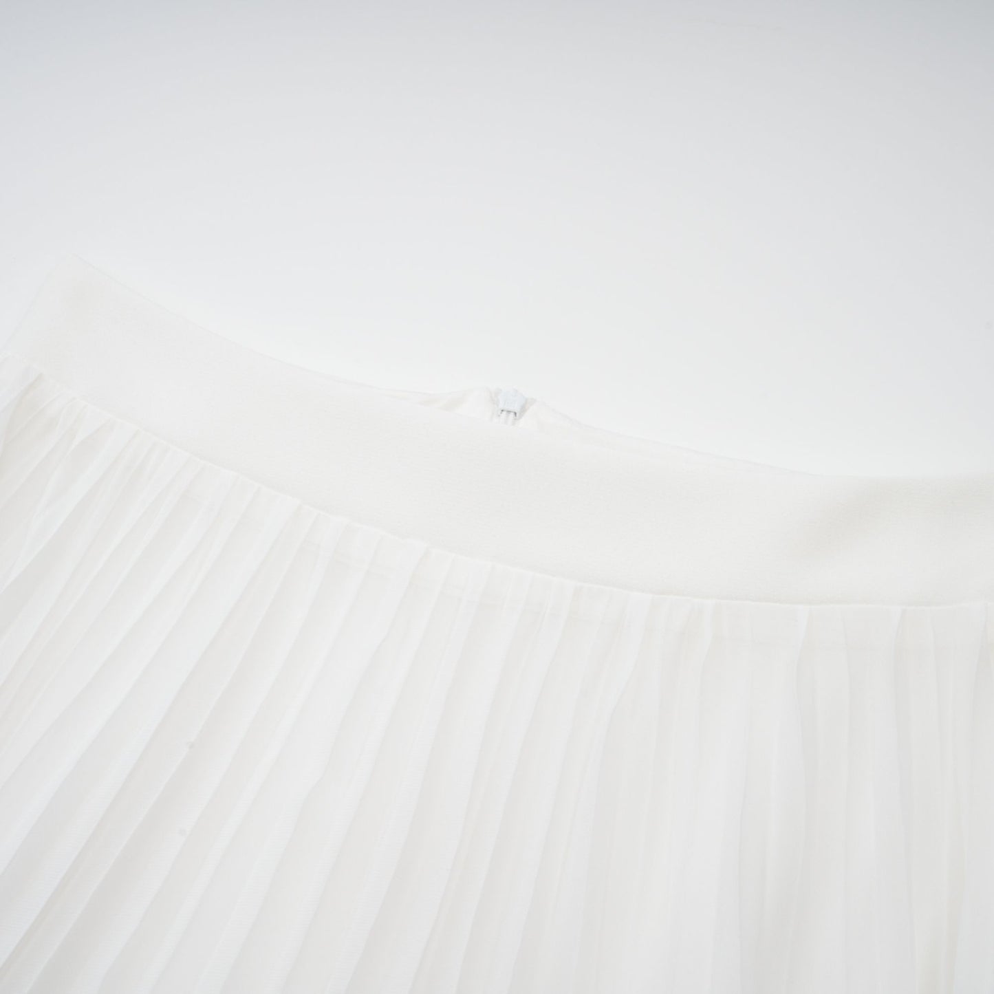 Vestido longo em camadas com alças halter