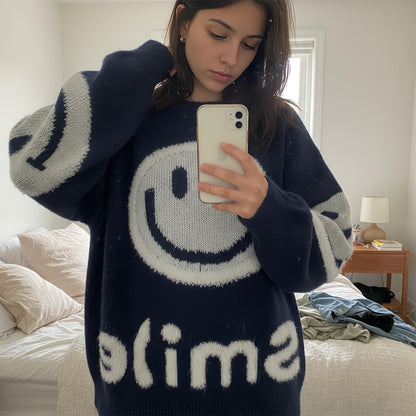 Suéter oversized com estampa de sorriso fofo