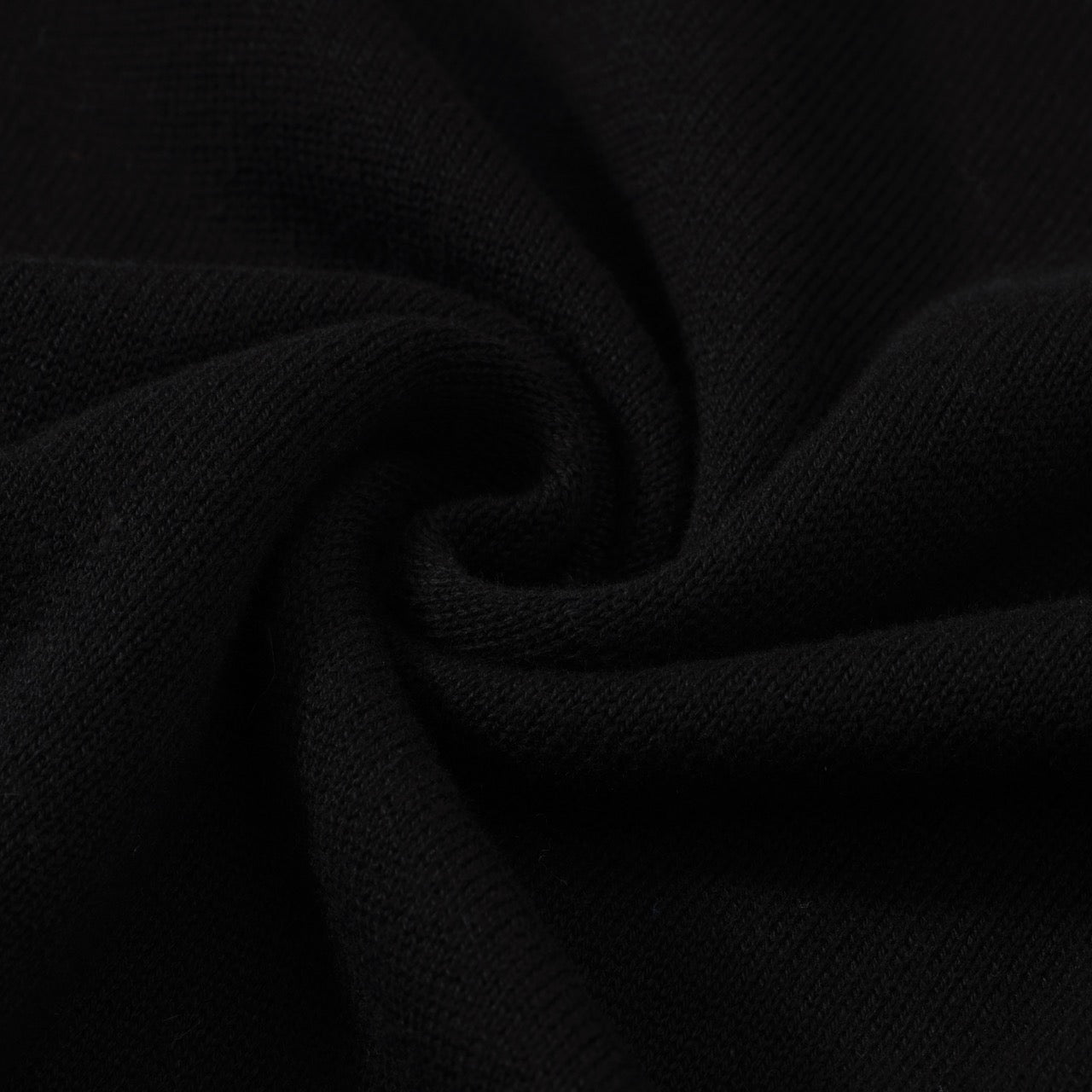 Sweater Preto com Raio para Mulheres – Estilo Retro dos Anos