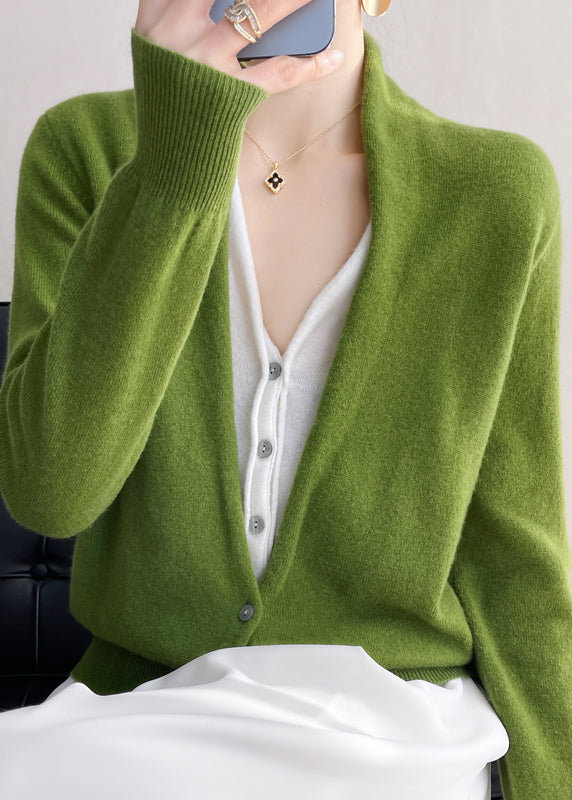 Top de Malha de Lã em Verde com Decote em V e Botões para Mulheres