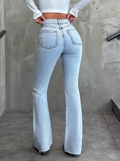 Jeans FlareMuse Luxe de Corte Flare com Elasticidade